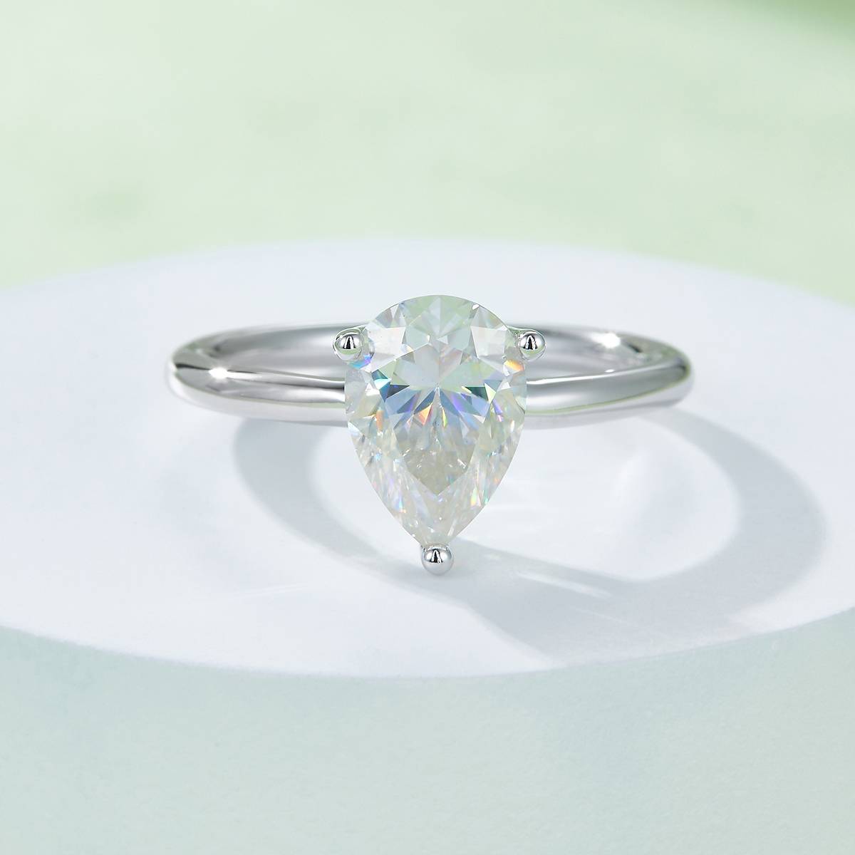 Classic pear shaped S925 silver plated white gold moissanite diamond women's ring 3.0 carats D-class